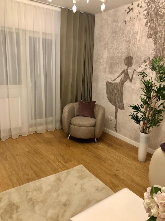 Apartament De Lux Ultramodern In Zona Centrala ทิมิชัวรา ภายนอก รูปภาพ