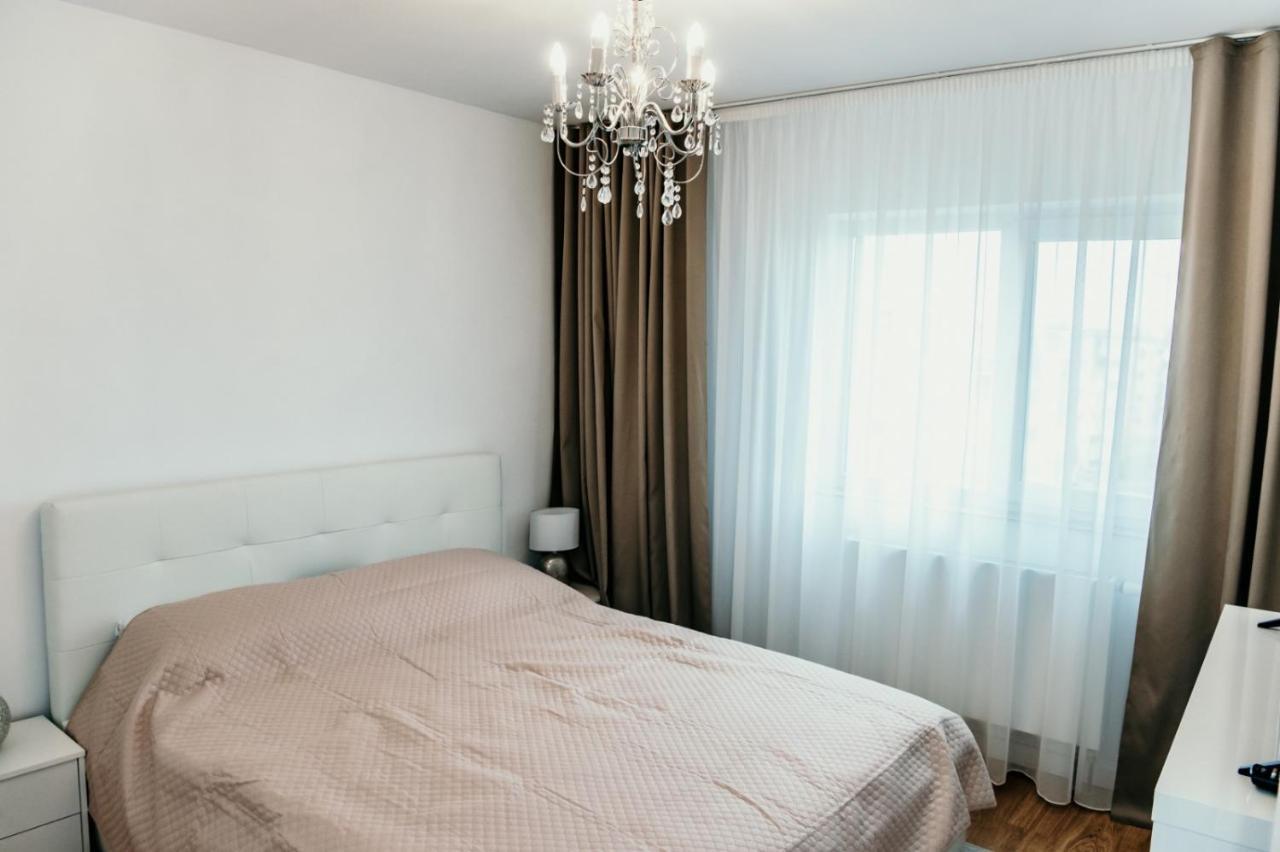 Apartament De Lux Ultramodern In Zona Centrala ทิมิชัวรา ภายนอก รูปภาพ