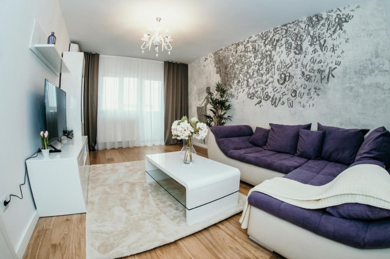 Apartament De Lux Ultramodern In Zona Centrala ทิมิชัวรา ภายนอก รูปภาพ